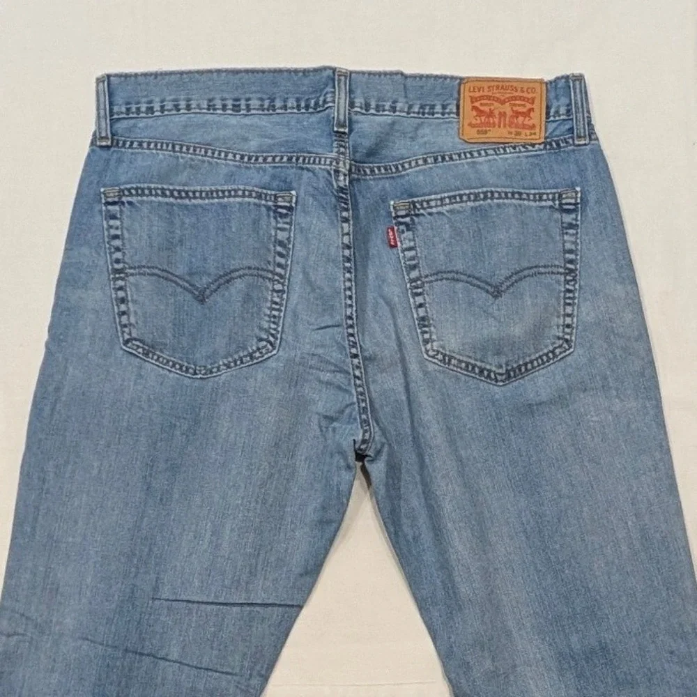 Levis levi 559